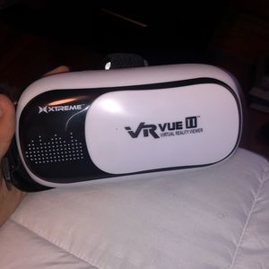 Virtual reality headset!